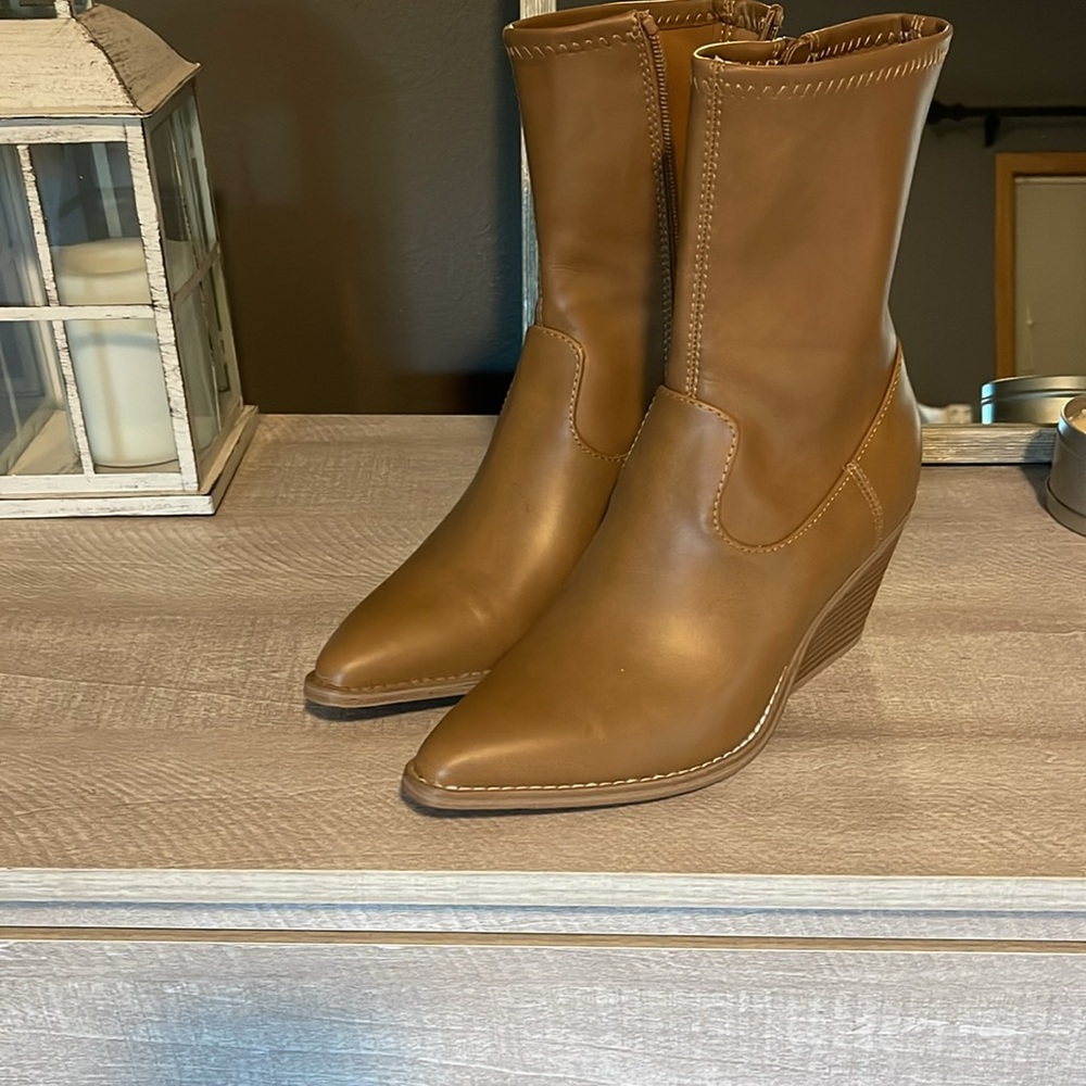 New! Never worn outdoors. Tan boots. Size 7